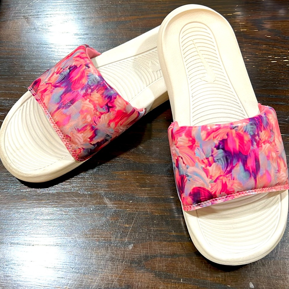 Nike Women Sandals